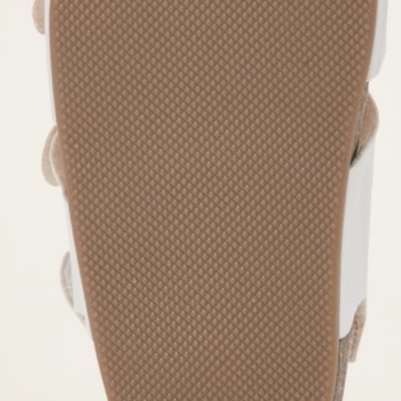 Unisex Faux-Leather Double-Buckle
Sandals for Baby - Picture 4 of 5